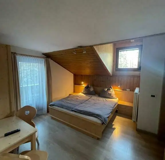 Standard-huone, Lamirì