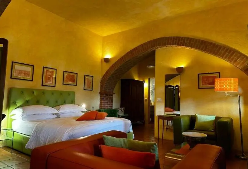 سوئیت جونیور با چشمانداز باغ, Relais San Damian