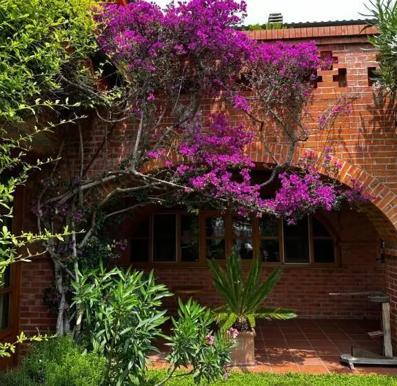 سوییت با چشمانداز باغ, Relais San Damian