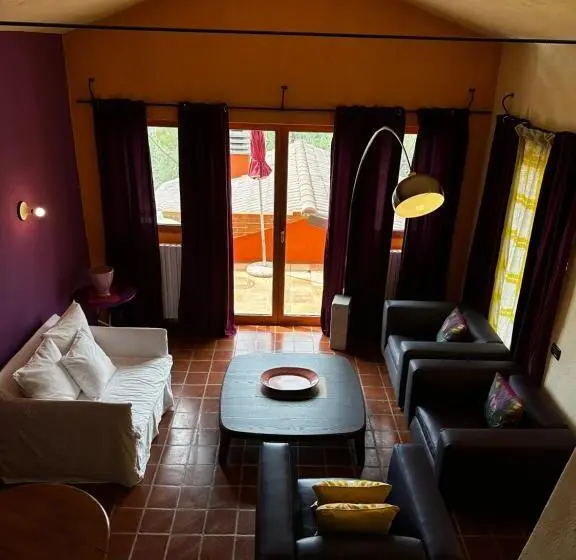 سوییت سوپریور با چشمانداز دریا, Relais San Damian