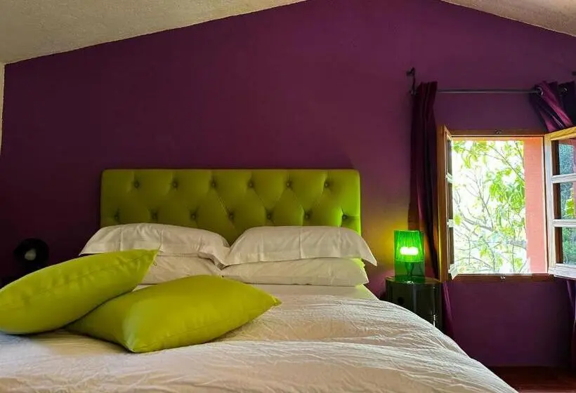 سوییت سوپریور با چشمانداز دریا, Relais San Damian