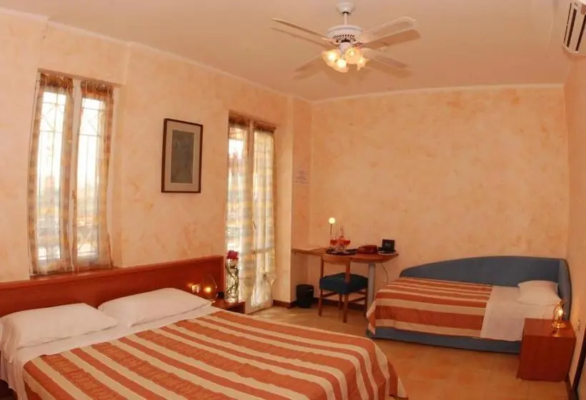 コンフォートトリプルルーム, Albergo Panoramica