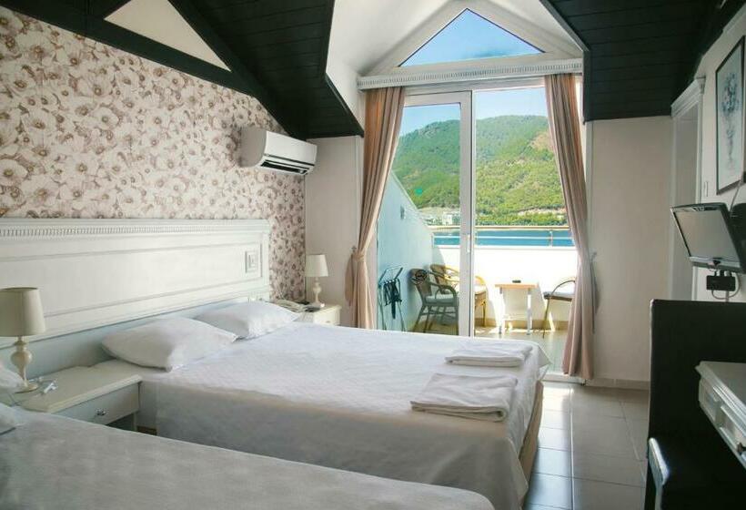 オーシャンビュースタンダードルーム, Chateau De Ville