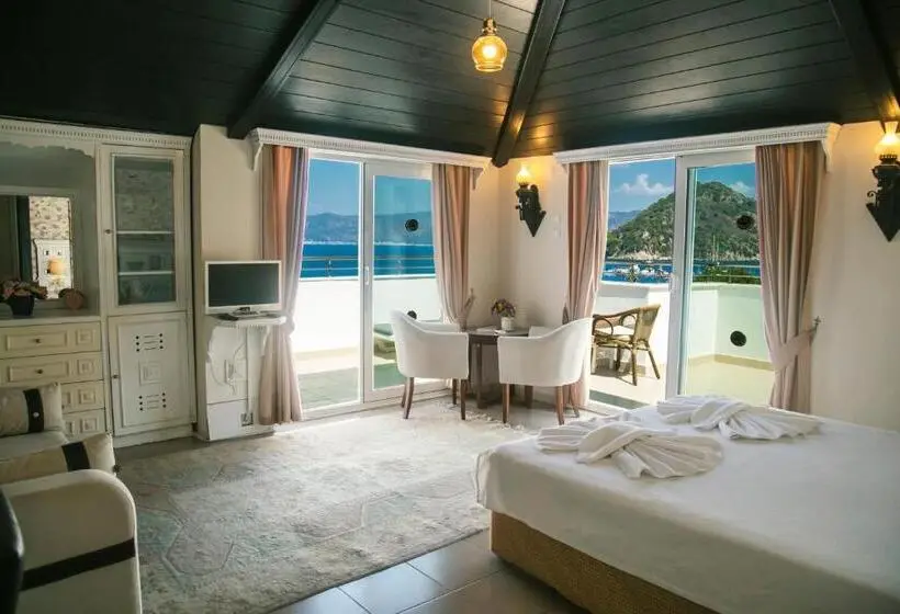 Suite King Bed
