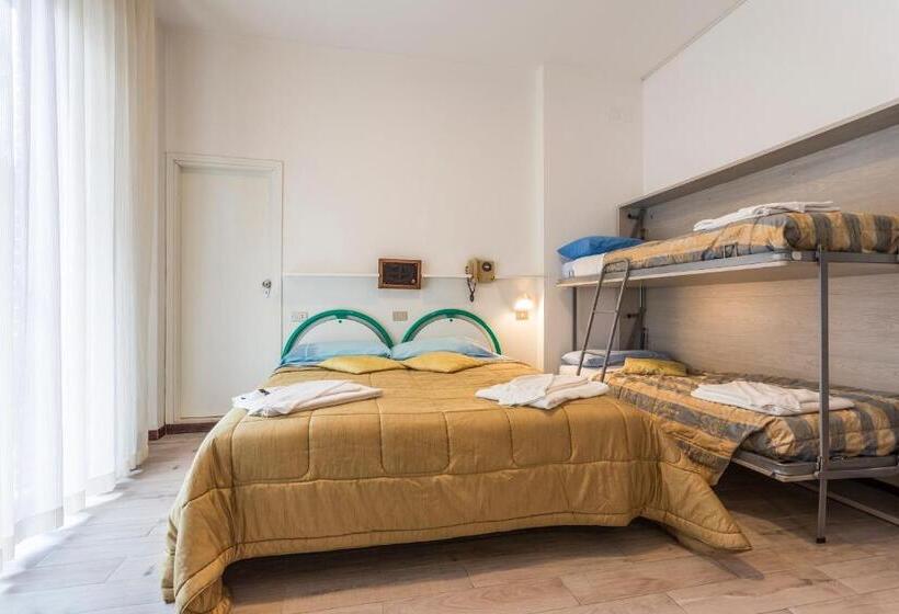 חדר סטנדרט לארבעה, Deborah