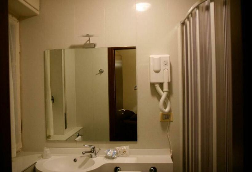 Habitació Estàndard, Gabbiano