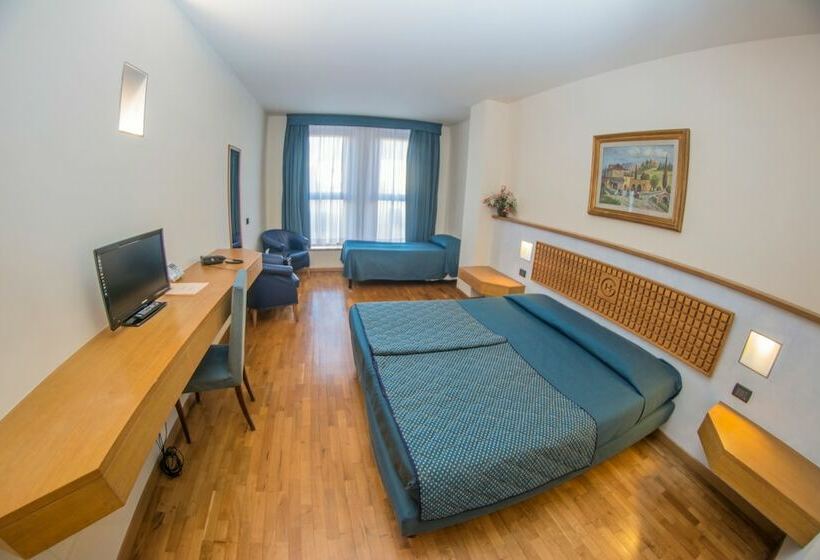 Номер Стандарт Трехместный, Ghibellino