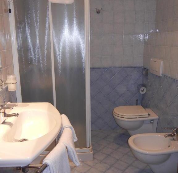 Номер Стандарт Трехместный, Ghibellino