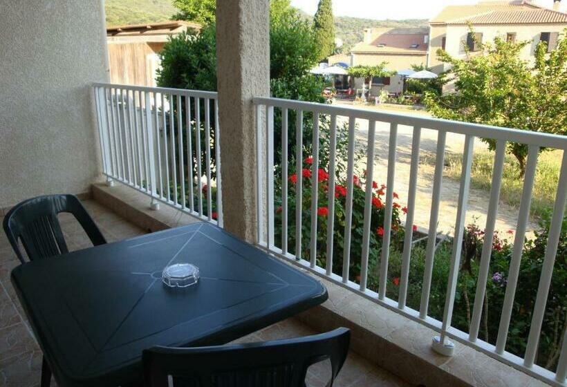 스탠다드 룸 가든 전망, Hôtel Camparellu