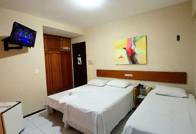 Deluxe Kolmen Hengen Huone, Imperial