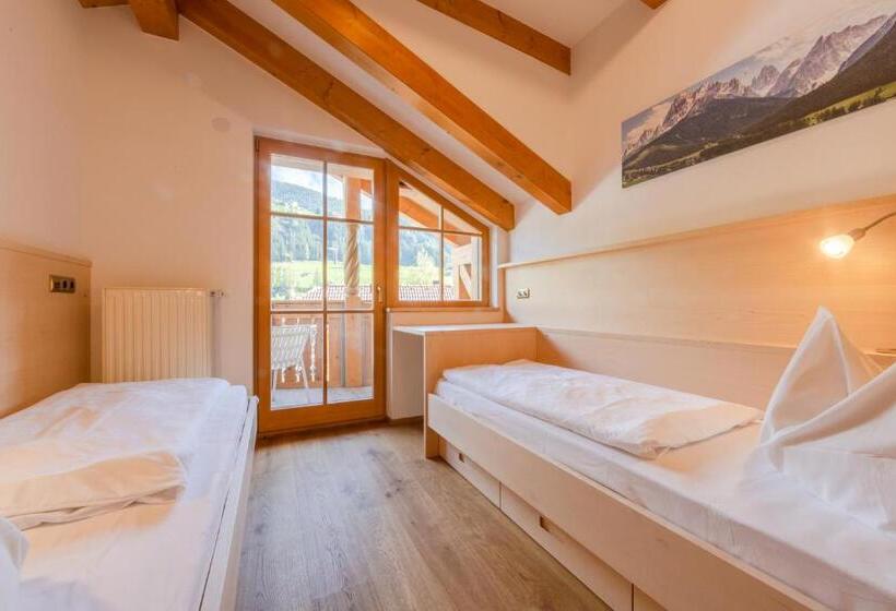 带2个卧室的公寓, Lanterna Verde