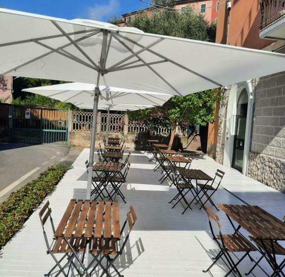 غرفة قياسية فردية, Le Grazie