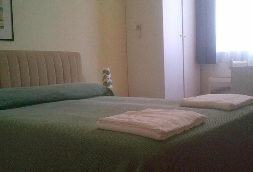 חדר סטנדרט לארבעה, Le Grazie