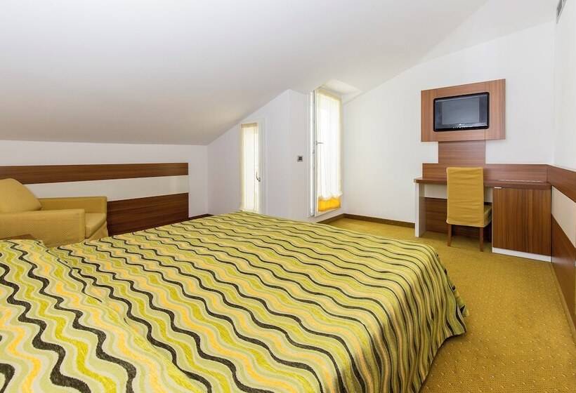 エコノミールーム, Maregolf