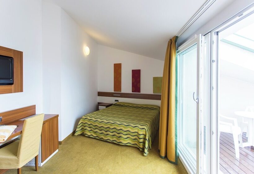 スタンダードルーム, Maregolf