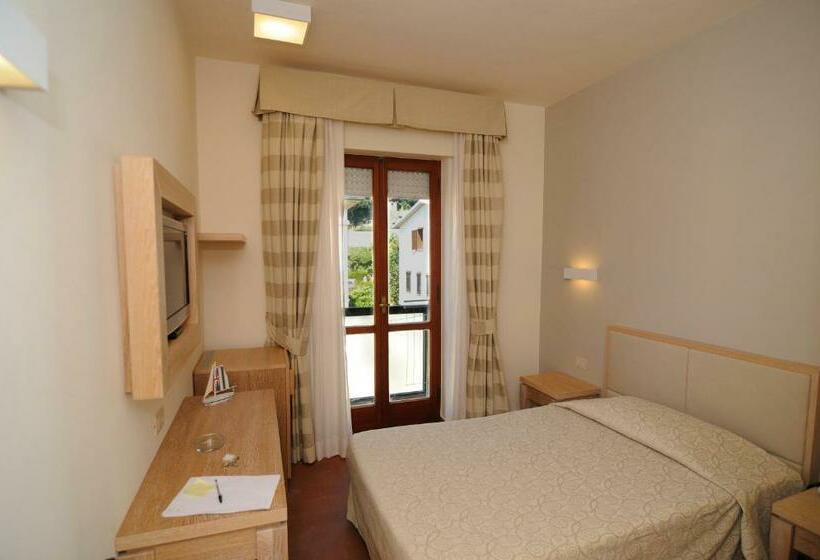 اتاق استاندارد یک نفره, Miramare