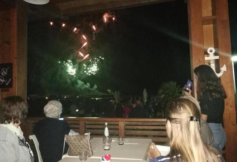 اتاق استاندارد یک نفره, Miramare