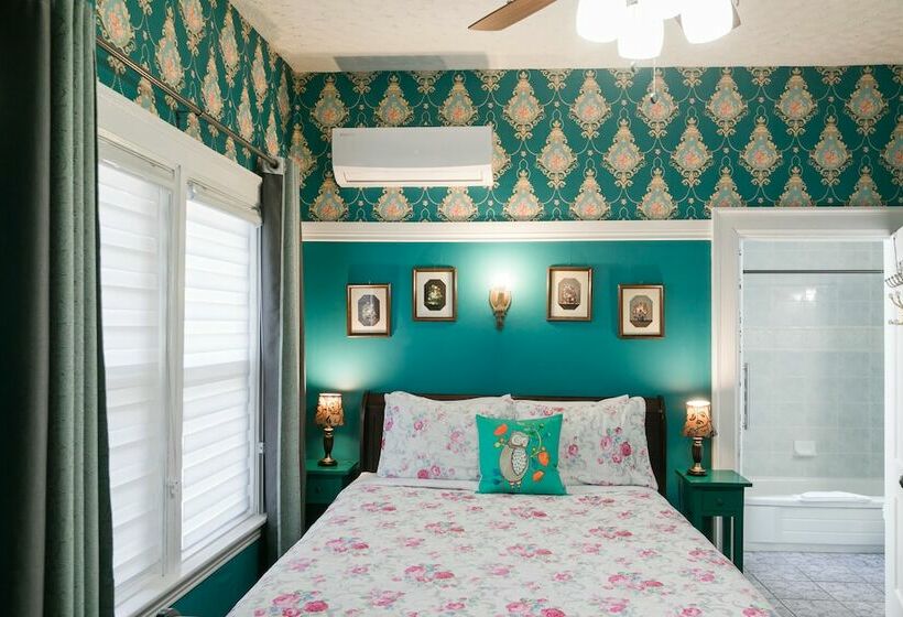 スイート, Prince Street Suites