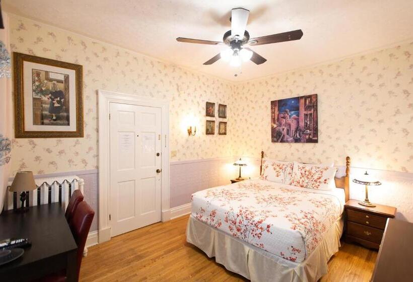 スタンダードスタジオ, Prince Street Suites