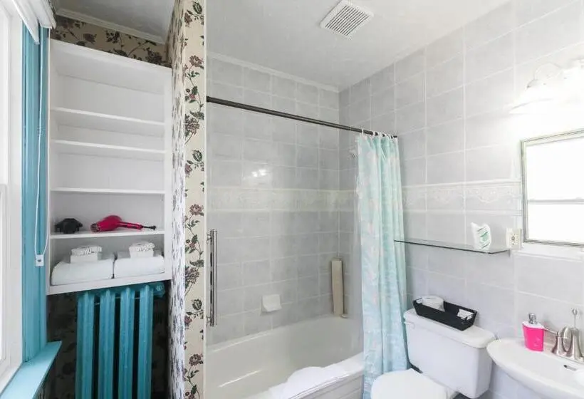 سوییت, Prince Street Suites