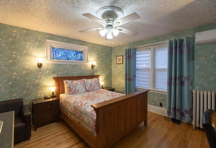 豪华套房, Prince Street Suites