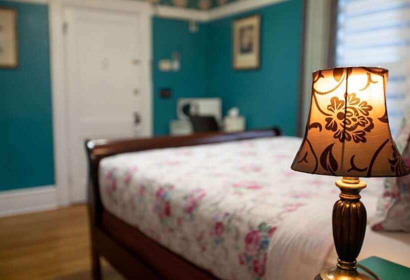 スイート, Prince Street Suites