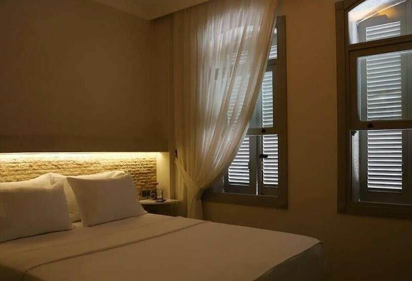 标准间, Triangulo