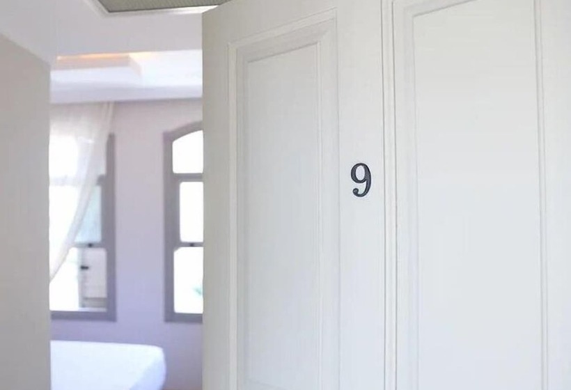 标准间, Triangulo