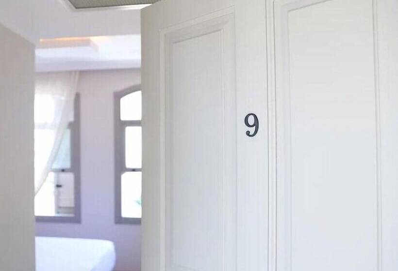 标准间, Triangulo