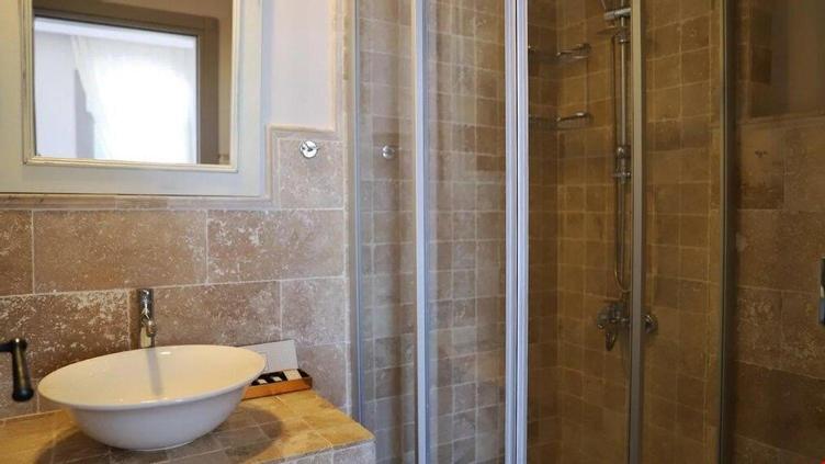 豪华房间, Triangulo