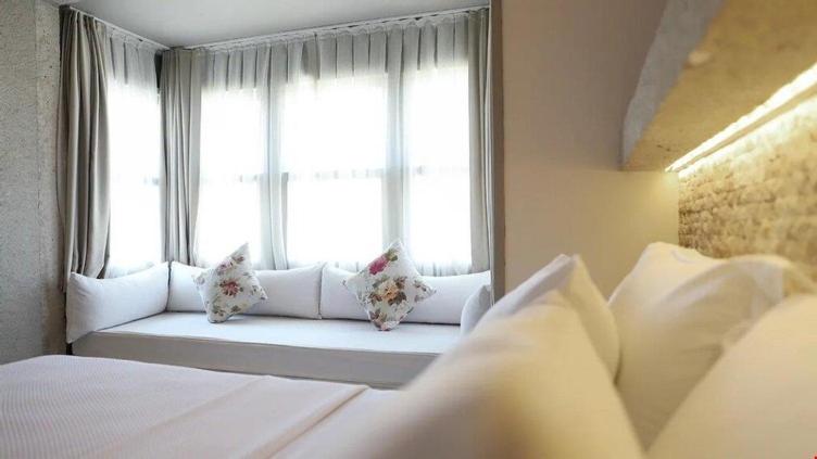 豪华房间, Triangulo