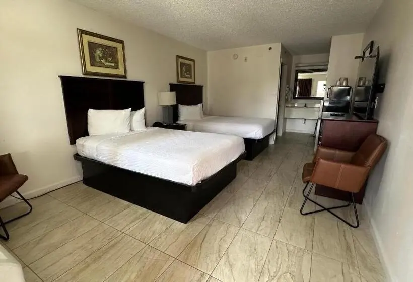 デラックスルーム, Carom Inn Denham Springs  Baton Rouge