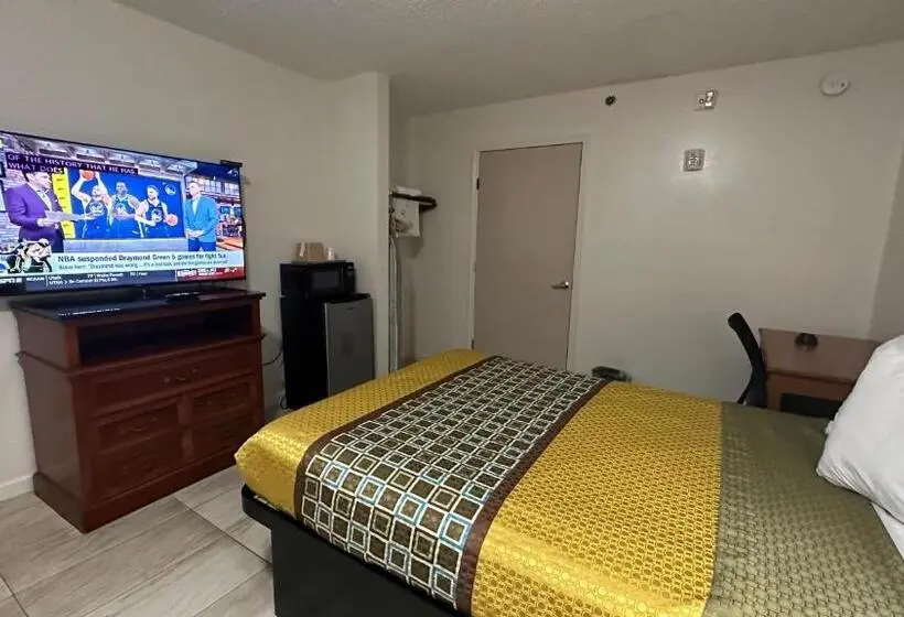 身障者適用スタンダードルーム, Carom Inn Denham Springs  Baton Rouge