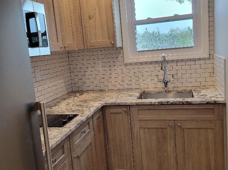 إستوديو قياسى, Ocean Vista Resort