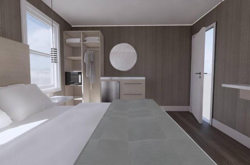 デラックスルーム, Oceanic Hotel & Barefoot Tiki Bar