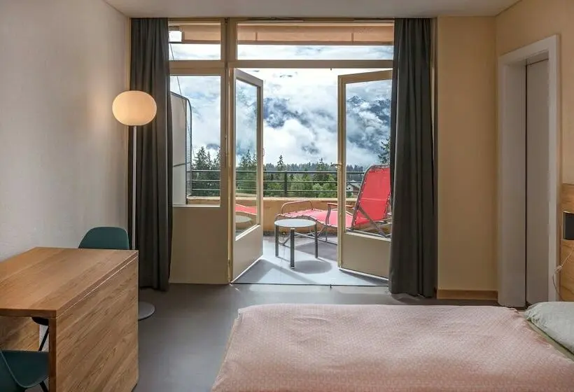 スタンダードルーム, Cransmontana Youth Hostel