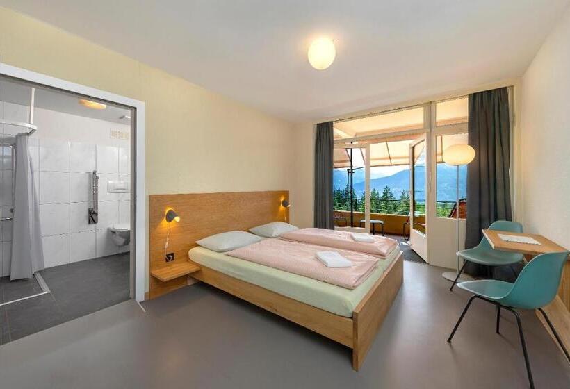 Номер Стандарт, Cransmontana Youth Hostel