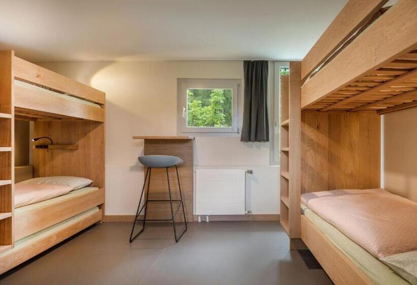 غرفة قياسية رباعية حمام مشترك, Cransmontana Youth Hostel