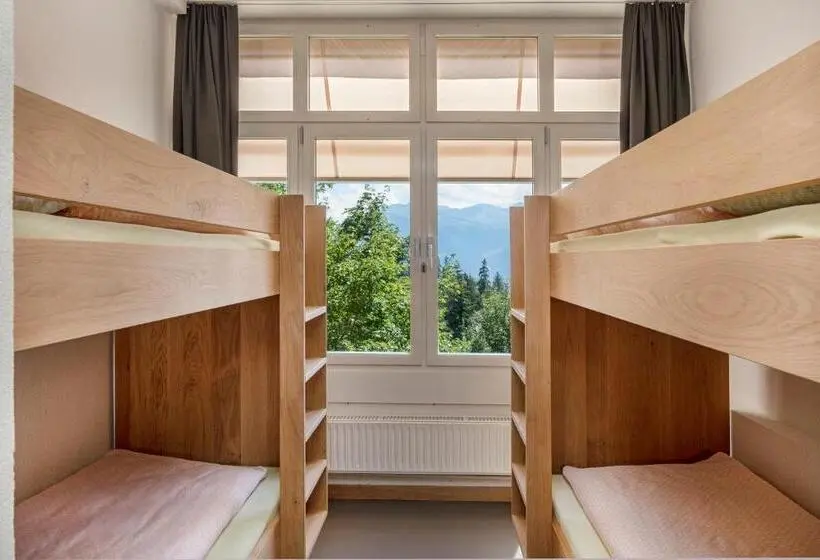 浴室共有スタンダード４人用ルーム, Cransmontana Youth Hostel