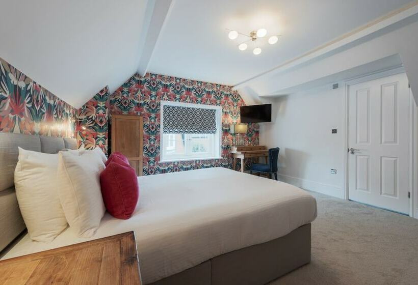 带大床的行政房间, Florence Gardens Boutique Hotel And Restaurant