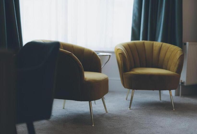 带大床的高级房间, Florence Gardens Boutique Hotel And Restaurant