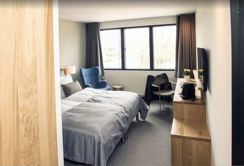 غرفة كومفورت, 6400