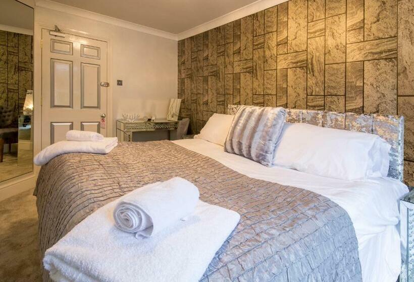 豪华房间, Derby Manor