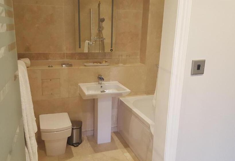 Номер Executive, Derby Manor