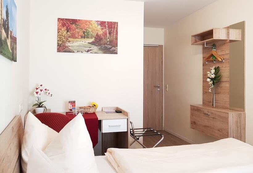 Номер Economy, Garni City