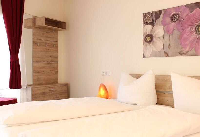 Номер Economy, Garni City