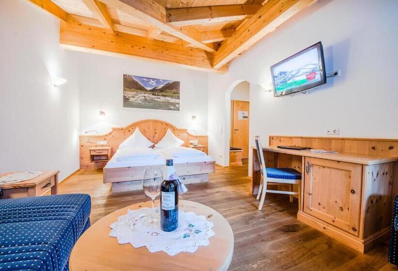 Трехместный Номер Deluxe, Grundlhof