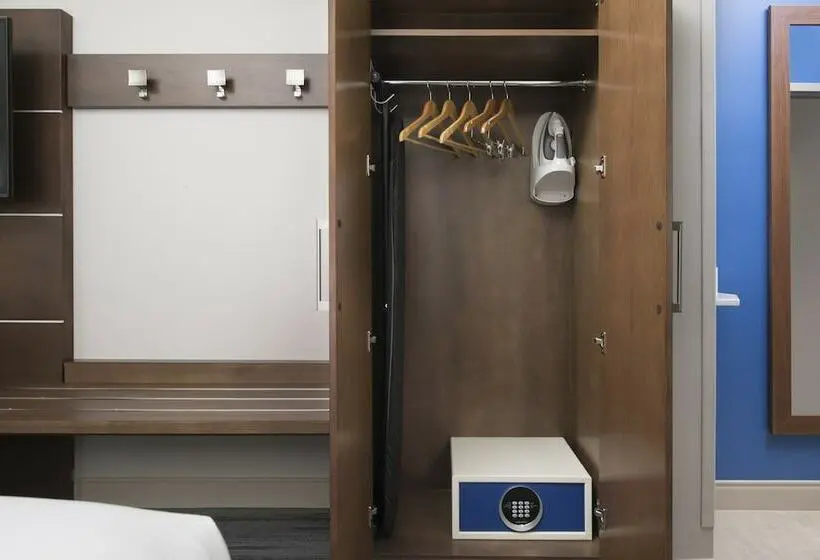 スイート, Holiday Inn Express & Suites San Antonio North Windcrest, An Ihg