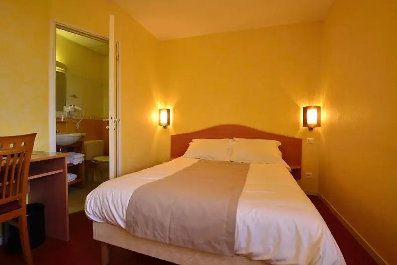 スタンダードトリプルルーム, Maison Vernet Hôtel Beauséjour