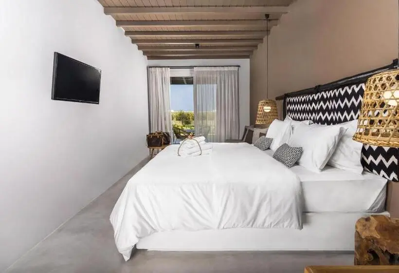 اتاق عادی, My Mykonos
